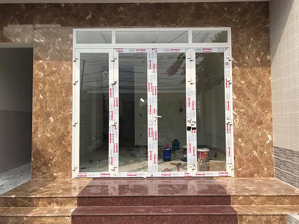 đá thạch anh nhân tạo không phù hợp cho ngoài trời
