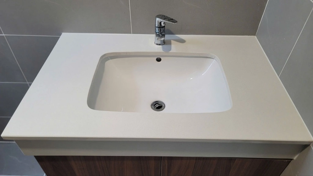 Một số mẫu thiết kế phòng tắm 2m² đẹp, sang trọng