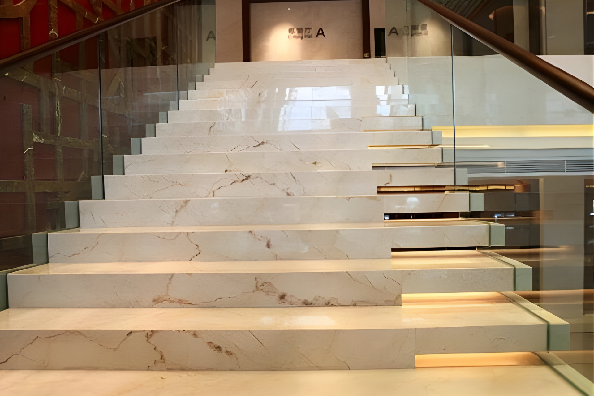 cầu thang ốp đá marble