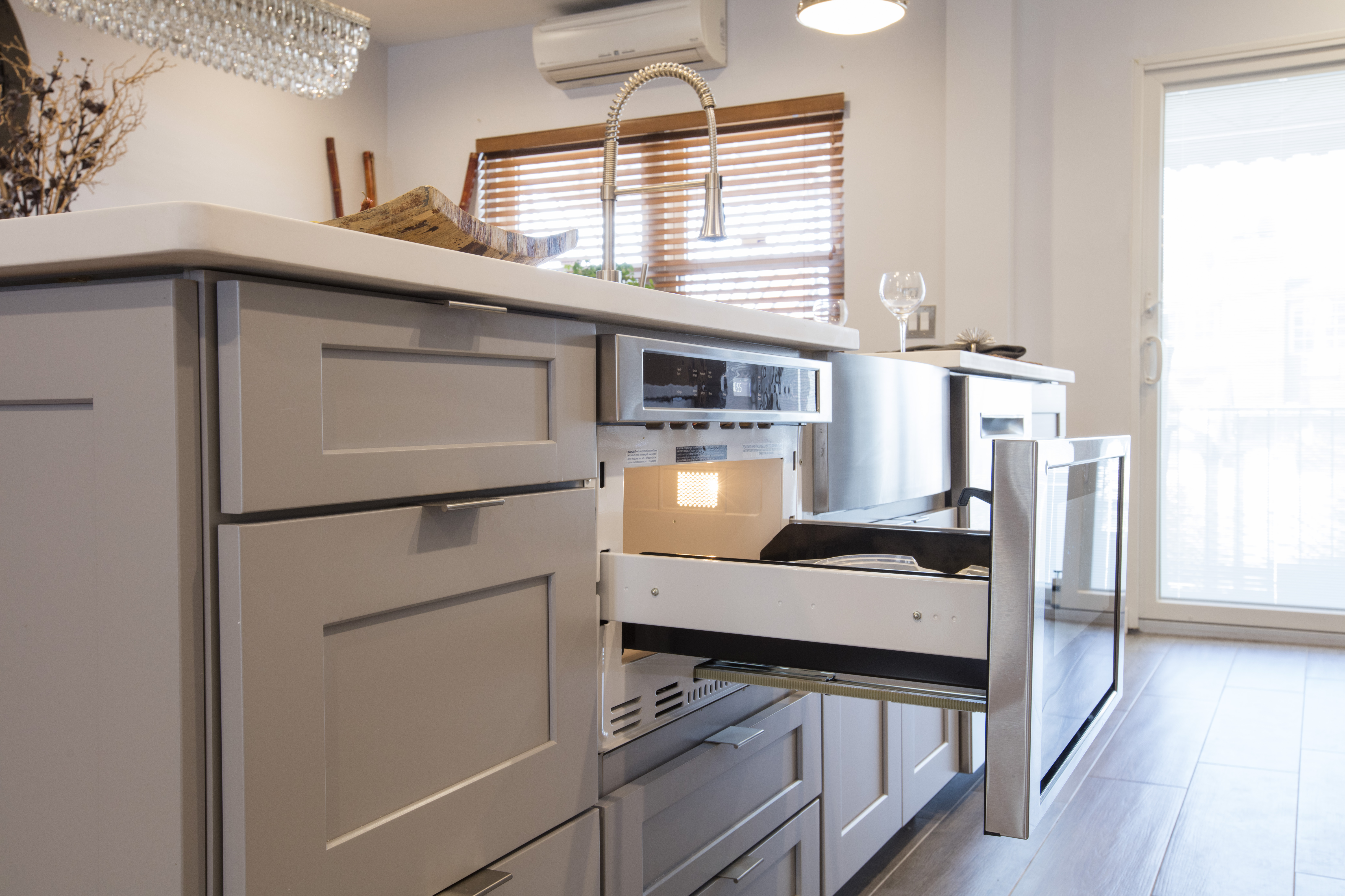 islands with built-in appliances