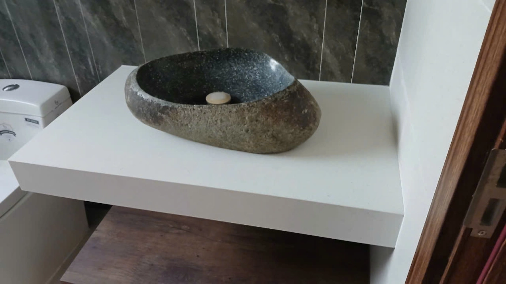 Lavabo đá nhân tạo